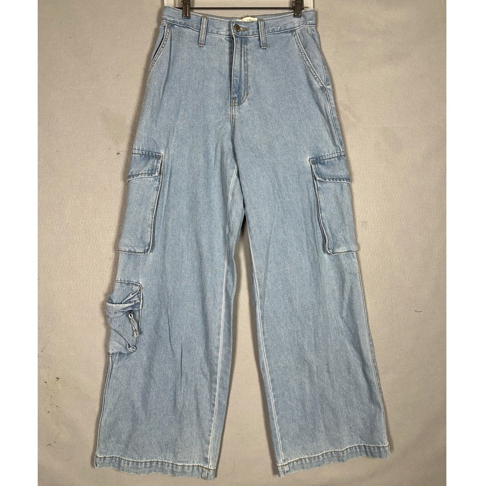 Universal Thread Jeans Womens 4R Wide Leg Cargo Blue Light Wash Baggy Denim EUC
